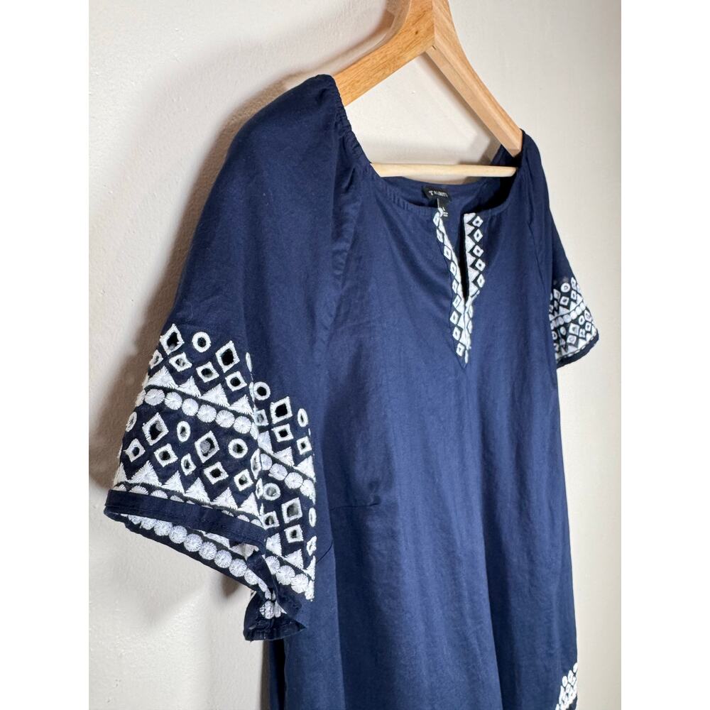 Talbots Womens Blouse Top Navy White Embroidered 100% Cotton L Coastal preppy - Picture 2 of 9